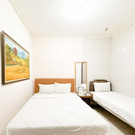 Alam Citra Bnb Mitra Reddoorz Gandok Exterior foto