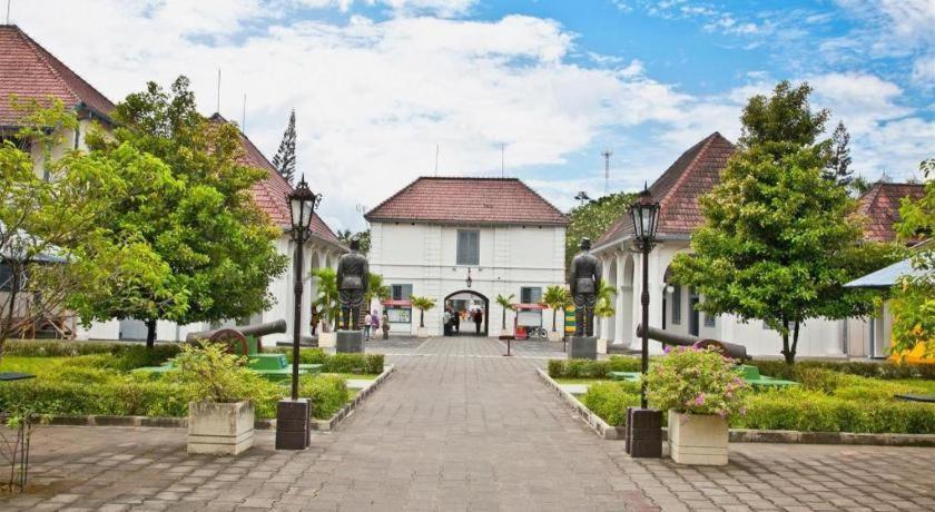 Alam Citra Bnb Mitra Reddoorz Gandok Exterior foto