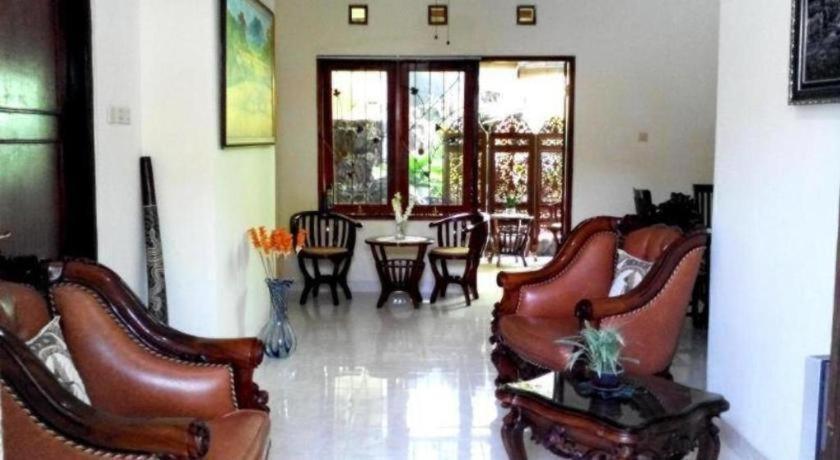 Alam Citra Bnb Mitra Reddoorz Gandok Exterior foto