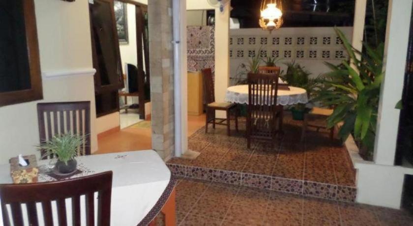Alam Citra Bnb Mitra Reddoorz Gandok Exterior foto