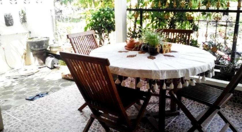 Alam Citra Bnb Mitra Reddoorz Gandok Exterior foto